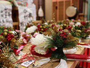 教養講座　宮司さんのお正月のおはなしと世界でひとつだけのしめ飾り講座